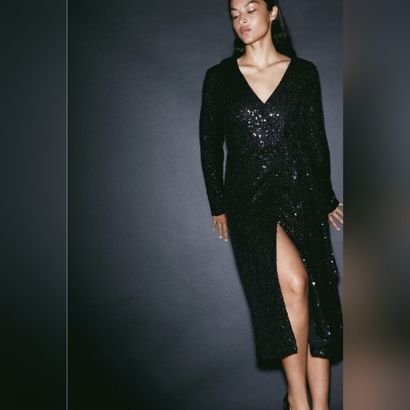 NWT Small H&M Black Sequined Wrap Dress - Picture 2 of 7